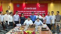 Bộ NN&PTNT và SCIC ký thực hiện chuyển giao quyền đại diện chủ sở hữu vốn nhà nước tại 2 DN