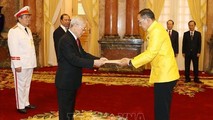 Đại sứ Đặc mệnh toàn quyền Vương quốc Thái Lan tại Việt Nam Tanee Sangrat trình Quốc thư lên Tổng Bí thư, Chủ tịch nước Nguyễn Phú Trọng. Ảnh TTXVN