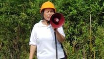 Những người phụ nữ... chống trời