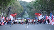 Hàng chục nghìn vận động viên chinh phục cung đường xanh tại giải marathon quốc tế TPHCM Techcombank 2019
