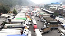 Lượng xe tồn ở các cửa khẩu tại Lạng Sơn vẫn rất lớn