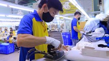 Doanh nghiệp dệt may đang “ăn đong”