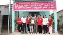 Vedan Việt Nam trao tặng 4 căn nhà Chữ thập đỏ cho các hộ nghèo ở huyện Long Thành