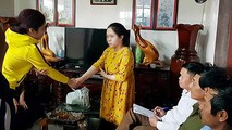 Phụ huynh Nghĩa đã xin lỗi cô giáo thực tập trước sự chứng kiến của chính quyền địa phương và gia đình hai bên.