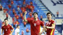 Công Phượng nâng tỷ số lên 3-0 từ pha đá phạt góc của Xuân Trường