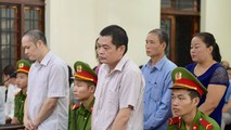 Các bị cáo tại tòa.