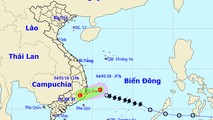 Áp thấp nhiệt đới sắp đổ bộ Nam Trung bộ, biển động, ba miền đều mưa