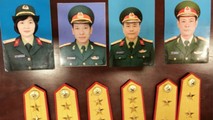 Đối tượng Hoa Hữu Long (thứ hai – bên phải sang) và các đồng phạm.