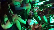 Truy nã gã trai chuyên cung cấp 'gái dịch vụ' cho các quán karaoke làng
