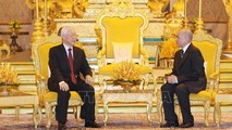 Tổng Bí thư, Chủ tịch nước Nguyễn Phú Trọng hội đàm với Quốc vương Campuchia