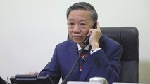 Công bố nội dung điện đàm giữa Bộ trưởng Tô Lâm và Bộ trưởng Nội vụ Anh về 'vụ container 39 người chết'