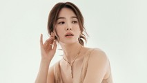 Tại sao Song Hye Kyo luôn tự hào về mẹ, không nhắc đến cha?