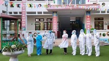Hình ảnh đội Khung cách ly của chị Thuyết trước ngày vào làm nhiệm vụ