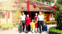 Mình ăn Tết hay Tết 'ăn mình'?