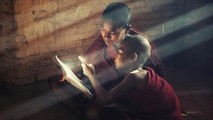 Cho dù thế nào thì lòng tốt vẫn luôn như ánh sáng rọi soi.