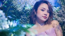 Thái Trinh đã lên tiếng tố cáo một nhân viên trong ekip tổ chức chương trình truyền hình đã quấy rối cô bằng ngôn ngữ.