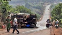 Tin giao thông đến sáng 9/4: Loạt va chạm xe tải, 6 người thiệt mạng