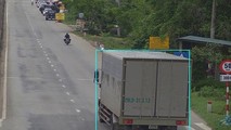Các phương tiện lưu thông trên địa bàn tỉnh Thừa Thiên Huế được căn cứ vào các loại thẻ để giám sát mức độ tuân thủ quy định phòng chống dịch COVID-19 thông qua hệ thống camera