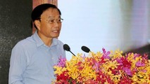Chủ tịch UBND tỉnh Đồng Tháp Nguyễn Văn Dương phát biểu chỉ đạo. Ảnh: Nguyệt Ánh