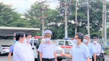 Phó Thủ tướng Vũ Đức Đam kiểm tra công tác phòng, chống dịch tại cụm Cảng Tân cảng Cái Mép