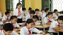 Đừng để việc học của con trẻ bị hoen ố vì các khoản lạm thu. Ảnh minh họa.