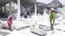 Cần mẫn sáng tạo để sản phẩm làng nghề đi khắp năm châu.