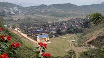 Khu tái định cư của đồng bào người Thái đen.