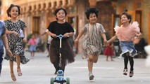 Phố cổ ở Tân Cương biến thành điểm thu hút khách du lịch với "ngõ bồ câu"