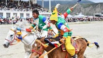Lễ hội đua ngựa độc đáo ở Tây Tạng