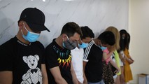 9 đối tượng nam thanh nữ tú bị bắt giữ đều dương tính với ma túy.