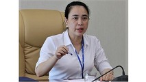 Trả lời báo chí trong một dịp gần đây, bà Ánh khẳng định: “Không thể nói phụ nữ làm lãnh đạo kém hơn nam giới”.