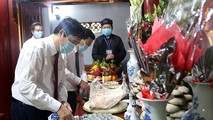 Dâng hương Lễ Giỗ Đức Quốc Tổ Lạc Long Quân tại Khu Di tích lịch sử Đền Hùng ngày 29/3 (tức 6/3 âm lịch).