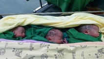 Hiện ba cháu bé mạnh khoẻ, đều thở tự nhiên mà không cần hỗ trợ.