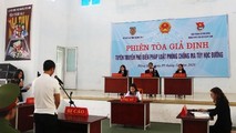 Phiên tòa giải định được tổ chức tại Trường THPT Dân tộc nội trú tỉnh Quảng Bình.