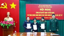 Lễ trao quyết định tuyển dụng của Bộ chỉ huy Quân sự tỉnh Quảng Bình cho thân nhân liệt sỹ hy sinh trong đợt thiên tai tháng 10/2020.