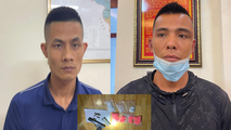 Hai đối tượng phạm tội và tang vật tại cơ quan điều tra.
