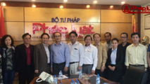 Báo Pháp luật Việt Nam làm việc với đoàn công tác Bộ Tư pháp Lào