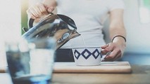 Một số thói quen uống nước đun sôi để nguội có thể tiện ích nhưng không tốt cho sức khỏe.