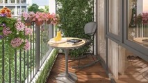 Việc kê bàn ghế ở logia có thể đẹp nhưng không an toàn cho trẻ nhỏ.