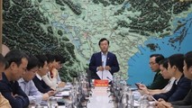 Phó Tổng cục trưởng Tổng cục Phòng chống thiên tai Nguyễn Văn Tiến chỉ đạo cuộc họp.