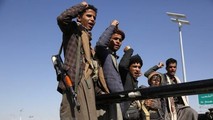 Các tay súng Houthi tại thủ đô Sanaa. (Ảnh: THX/TTXVN)