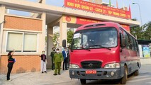 Hôm nay, học sinh, phụ huynh Trường Tiểu học Xuân Phương được về nhà