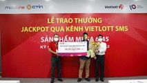 Thuê bao MobiFone trúng Jackpot qua kênh Vietlott SMS nhận giải trị giá gần 30 tỷ đồng