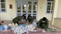 Bắt 3 bao mỹ phẩm nhập lậu trị giá 80 triệu đồng