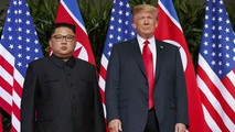 Ông Trump và ông Kim tại cuộc gặp lịch sử ở Singapore.