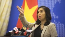 Người Phát ngôn Bộ Ngoại giao Lê Thị Thu Hằng tại họp báo.