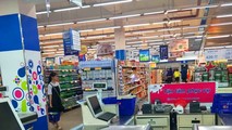 Người dân Cà Mau đượcảo đảm nguồn cung hàng hóa thiết yếu dù dịch bệnh (Siêu thị Co.opmart Cà Mau).