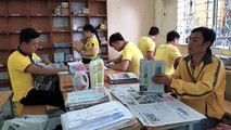 Nhân viên Bưu điện Kiên Giang bảo đảm các yêu cầu phòng chống dịch Covid-19 khi làm việc.