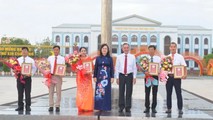 Tuyên dương tập thể, cá nhân về học tập và làm theo tư tưởng, đạo đức, phong cách Hồ Chí Minh