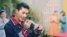 Tết là thảnh thơi, nhìn bố mẹ thật đẹp qua ống kính của chính mình.